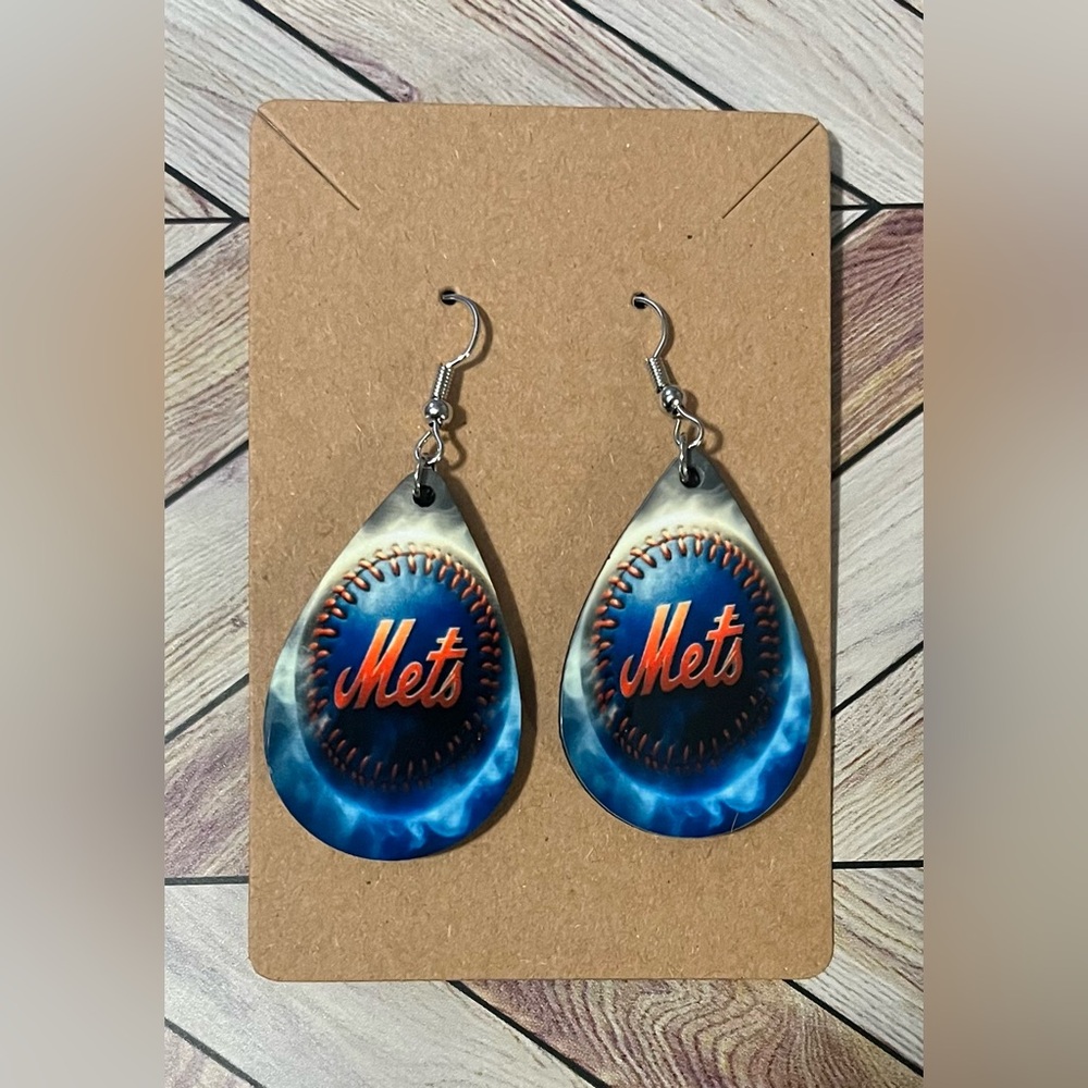 Tear drop earrings